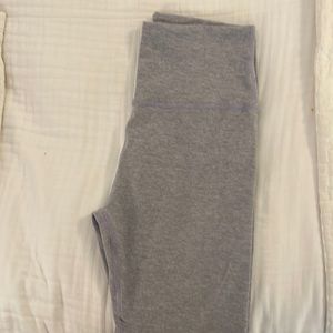 Beyond Yoga leggings. Purple. XL